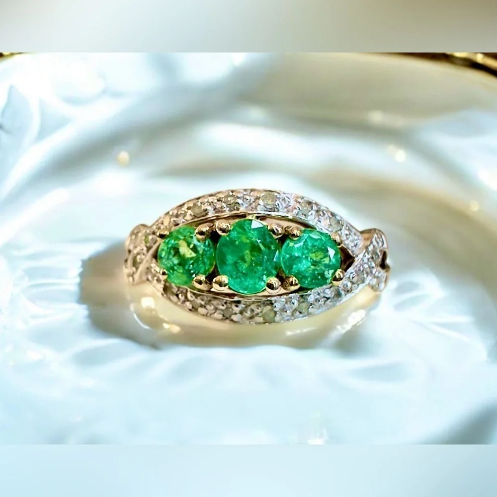 Vintage Emerald & Diamond Gold Over Sterling Silver Ring (7)